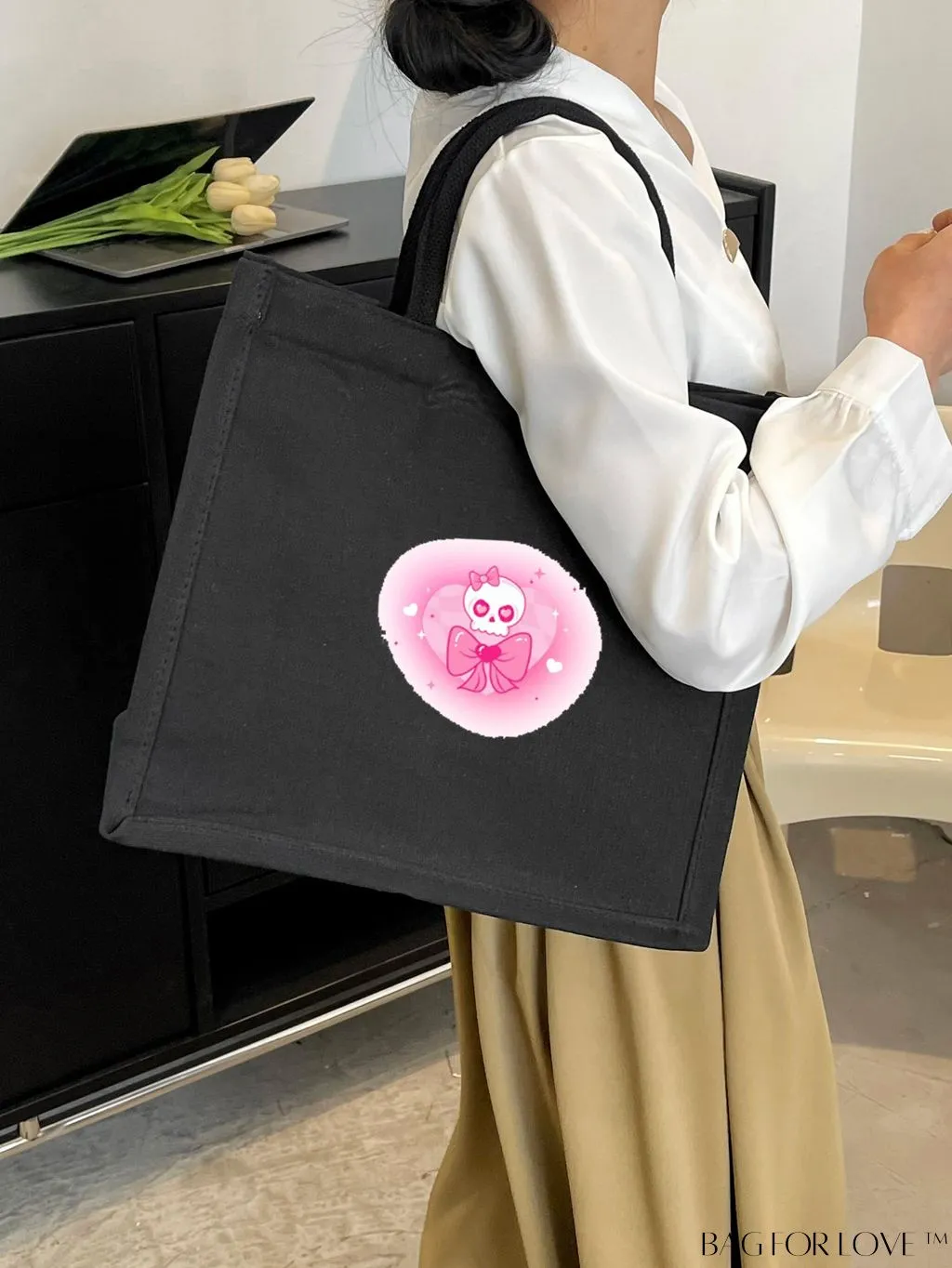 BagForLove - Stylish and Versatile Skull Print Canvas Tote Bag for Casual Fashionistas