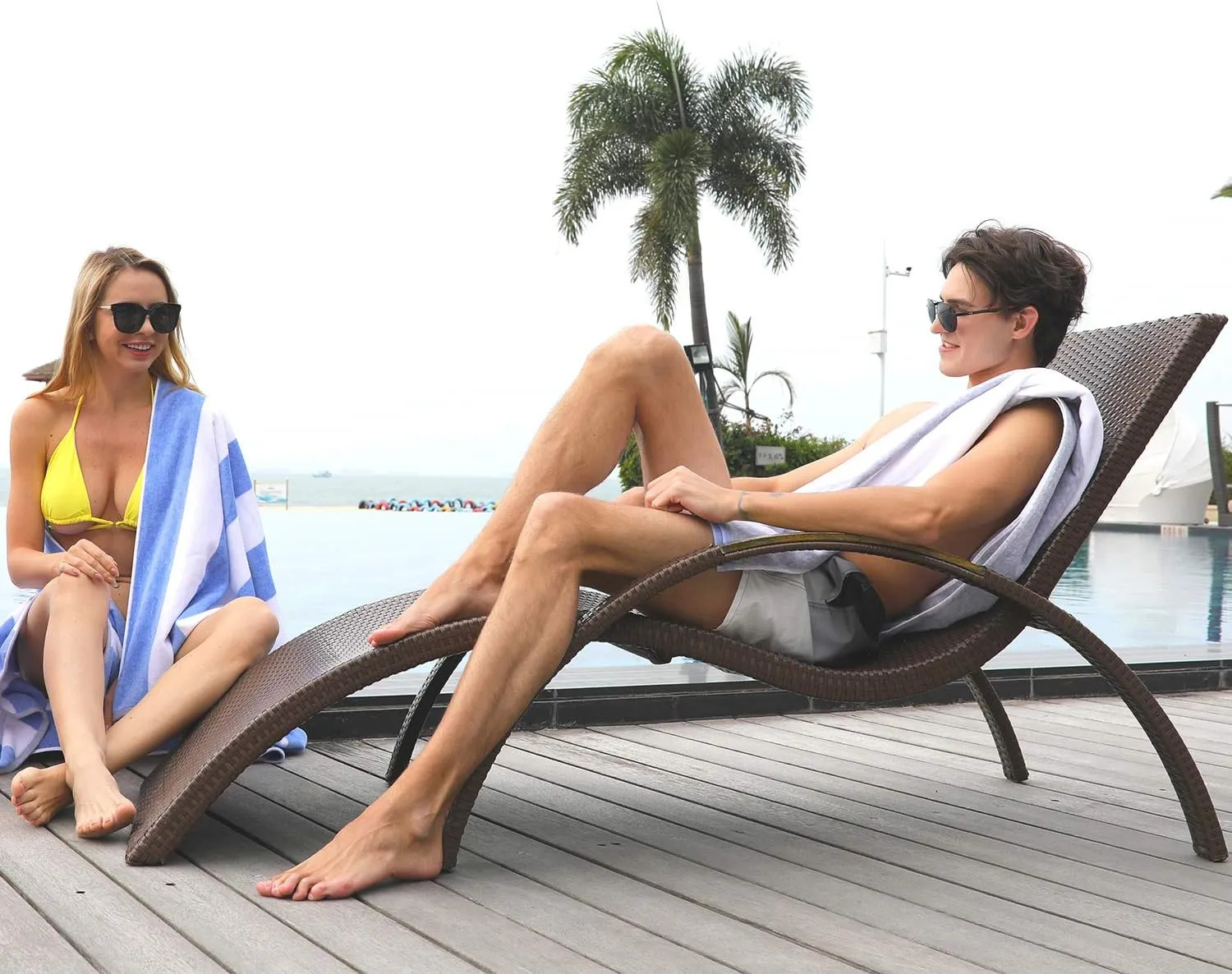 Cotton Oversized Beach Towel - Large 70 x 35 Inch Pool Towel, Blue Striped Quick Dry Swimming Cabana Towel