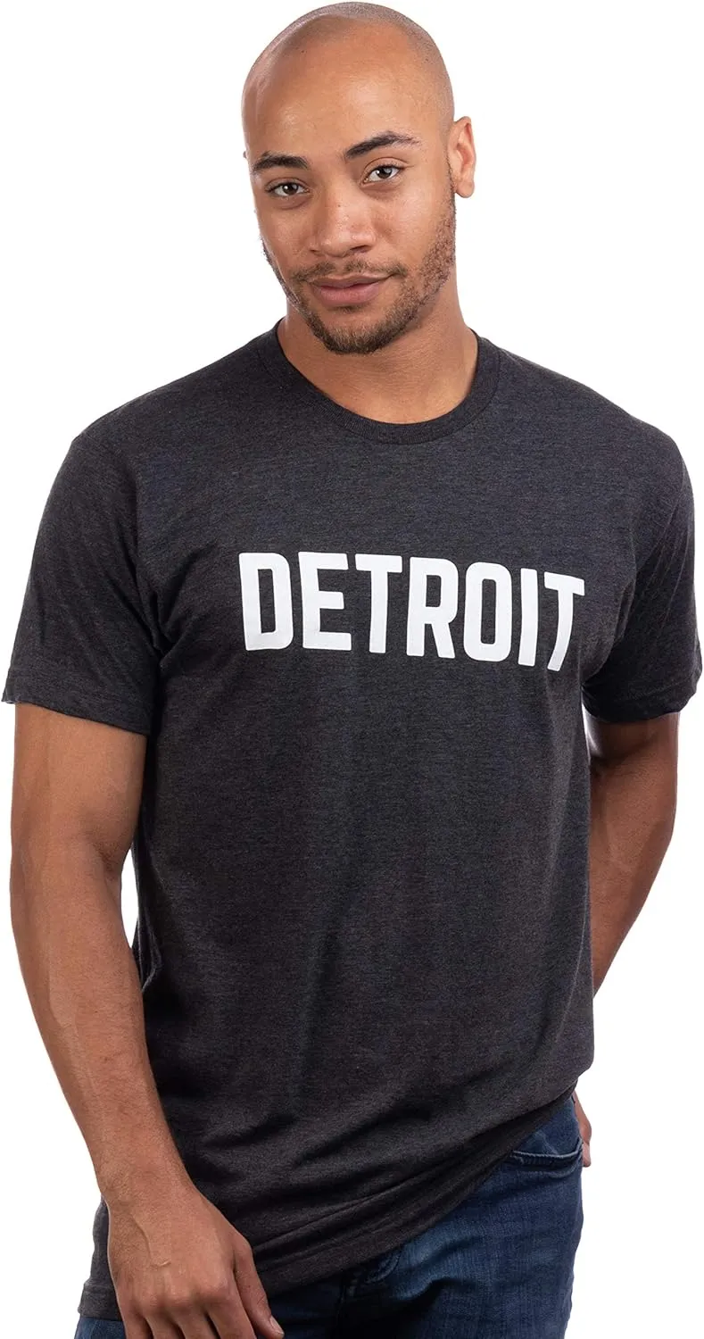 Detroit | Classic Retro City Grey Blue Red Black Detroiter 313 Cool Michigan Men Women T-Shirt