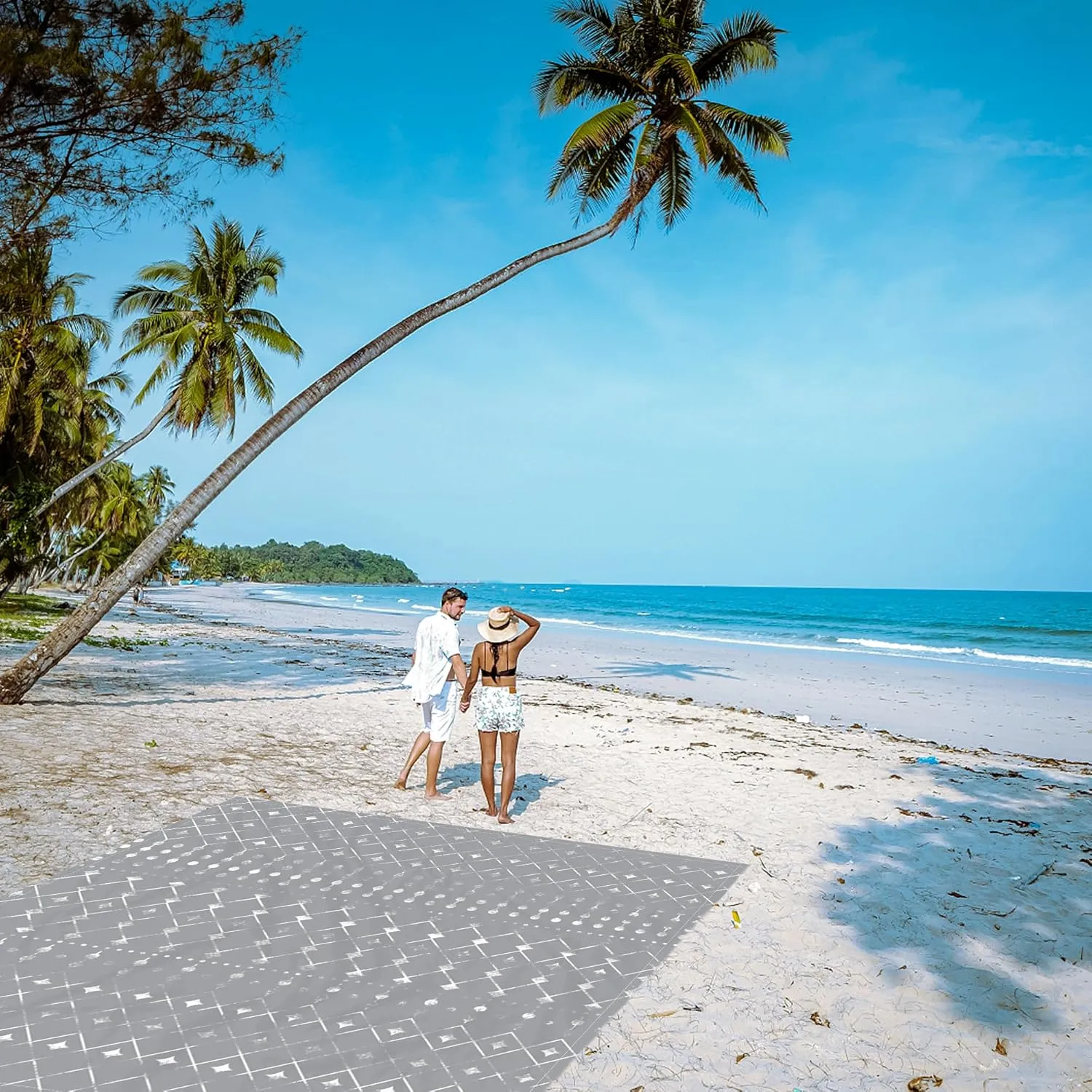 Extra Large Beach Blanket Sandproof, 110''×118'' Outdoor Beach Mat Sand Free Waterproof for 8 Adults, Polyester Lightweight Foldable Grey Geometry Picnic Blanket for Travel, Camping, Hiking