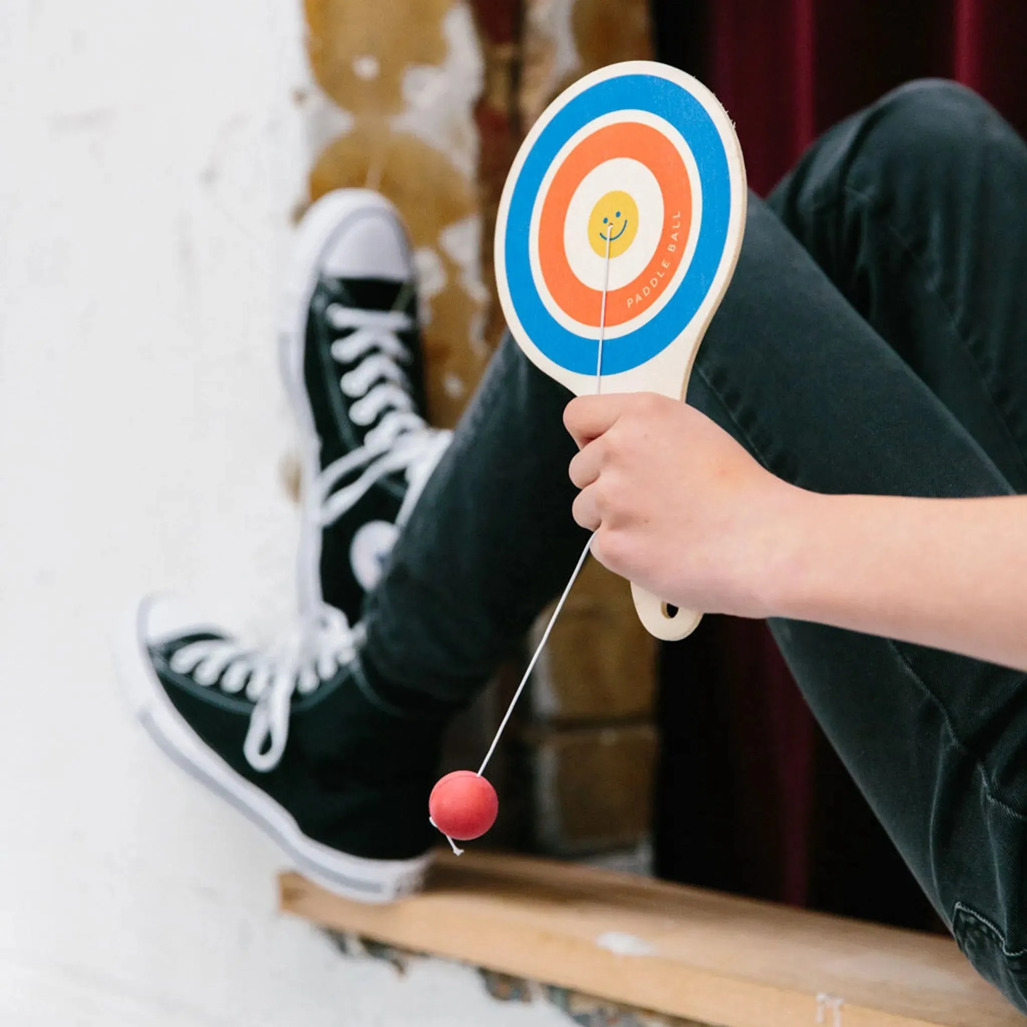 Iconic Toy - Loose Change Paddle Ball