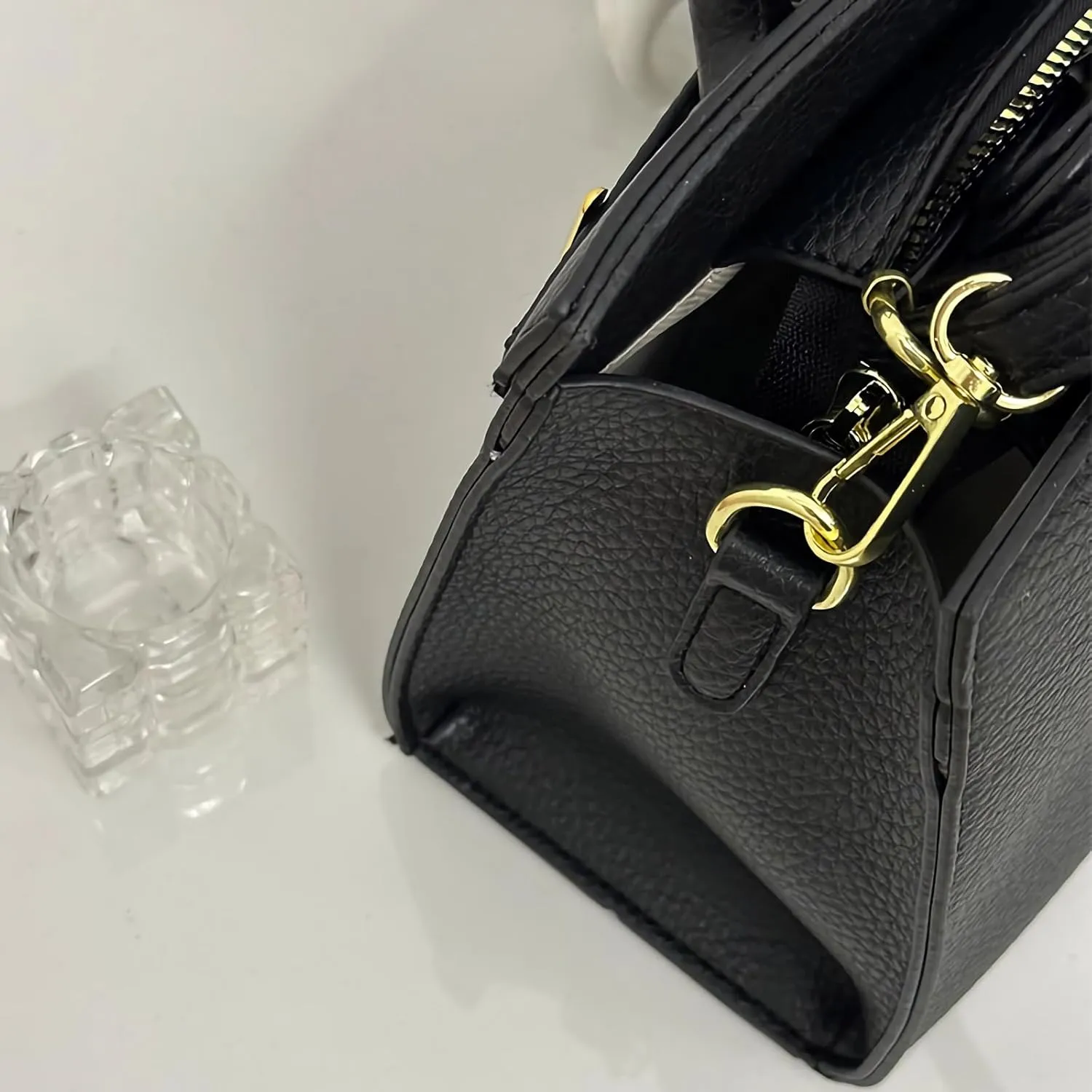 large capacity handbags adjustable shoulder strap single shoulder crossbody bags retro versatile underarm Purses
