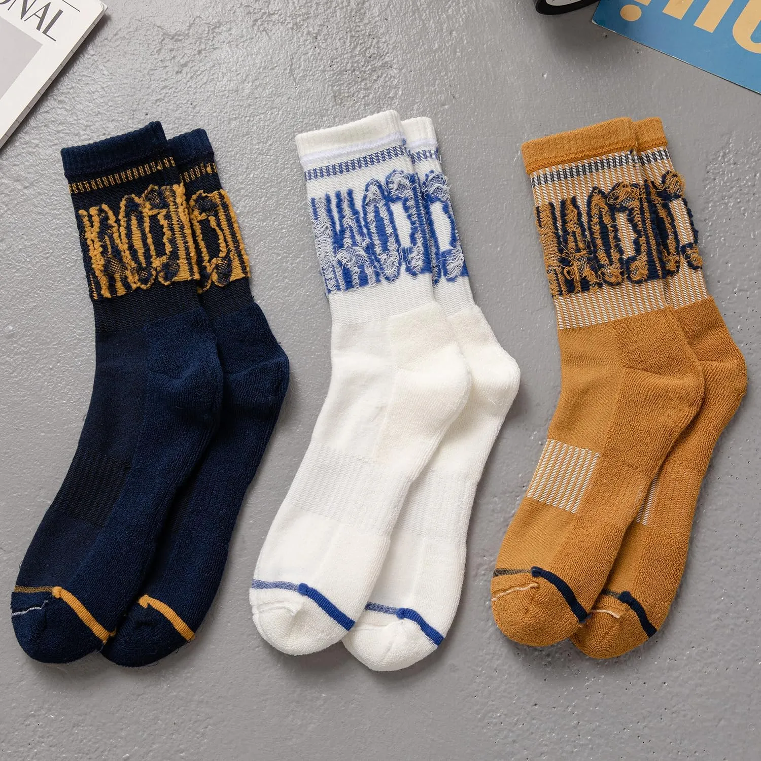 Mottee&Zconia Womens/Mens Crew Socks Retro Style Cotton Quarter Athletic Basic Socks