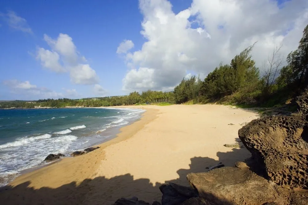 Posterazzi USA Hawaii Maui View of empty Fleming Beach Kapalua Poster Print, (34 x 22)