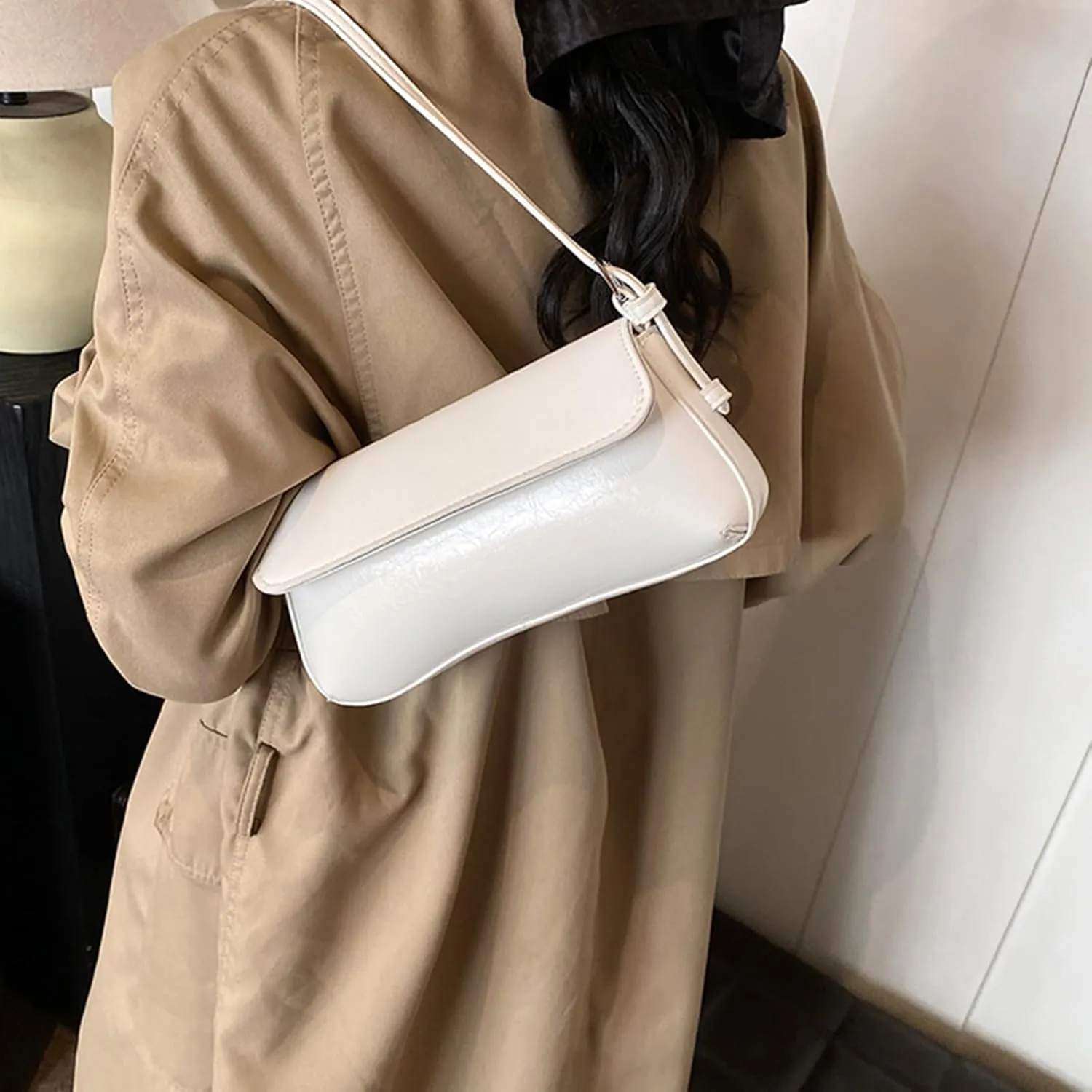 Retro Shoulder Bag for Women Small Textured PU Leather Flap Tote Handbags, Underarm Purse with Buckle Closure