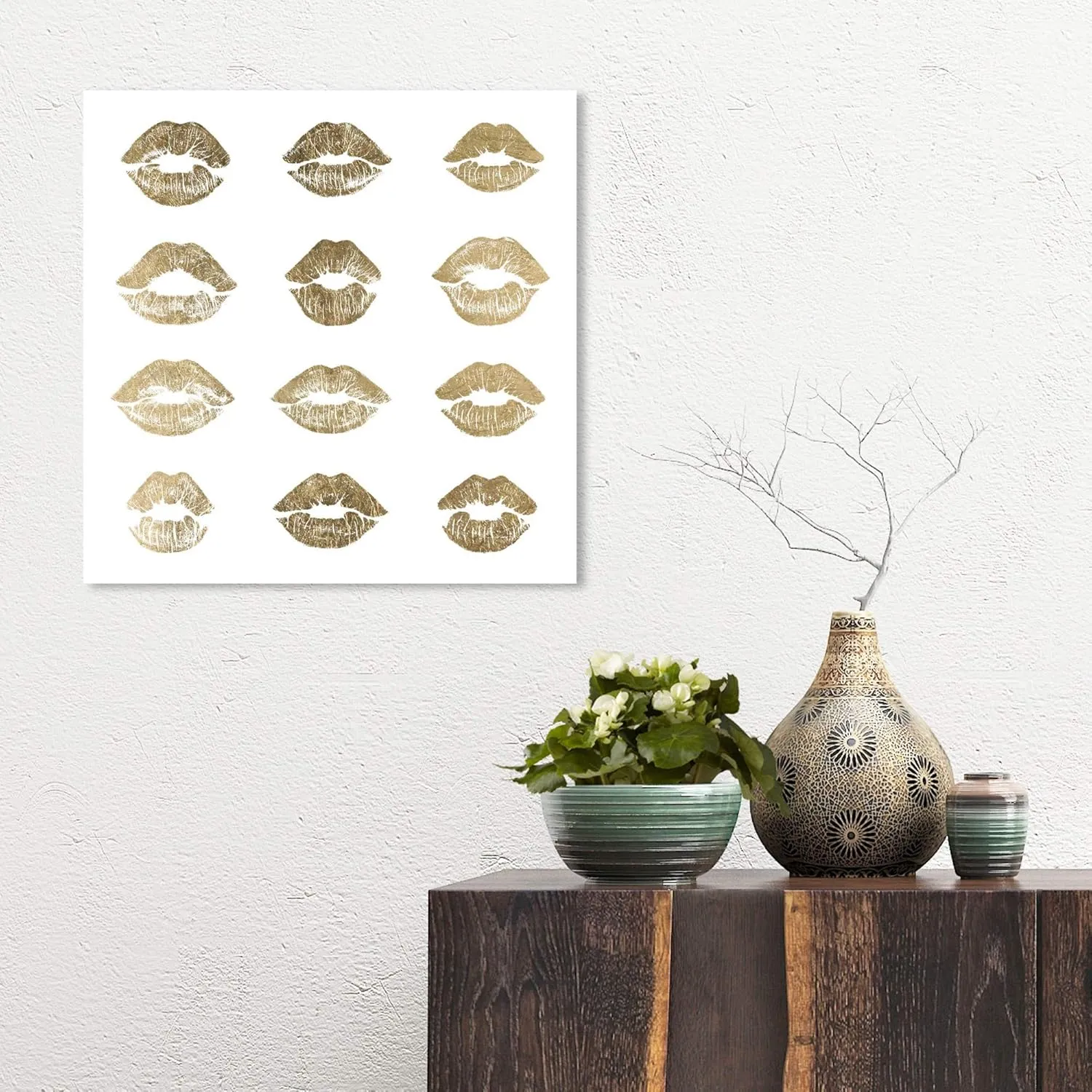 The Oliver Gal Artist Co. Fashion and Glam Wall Art Canvas Prints '24k Kisses' Home Décor, 16" x 16", White, Gold