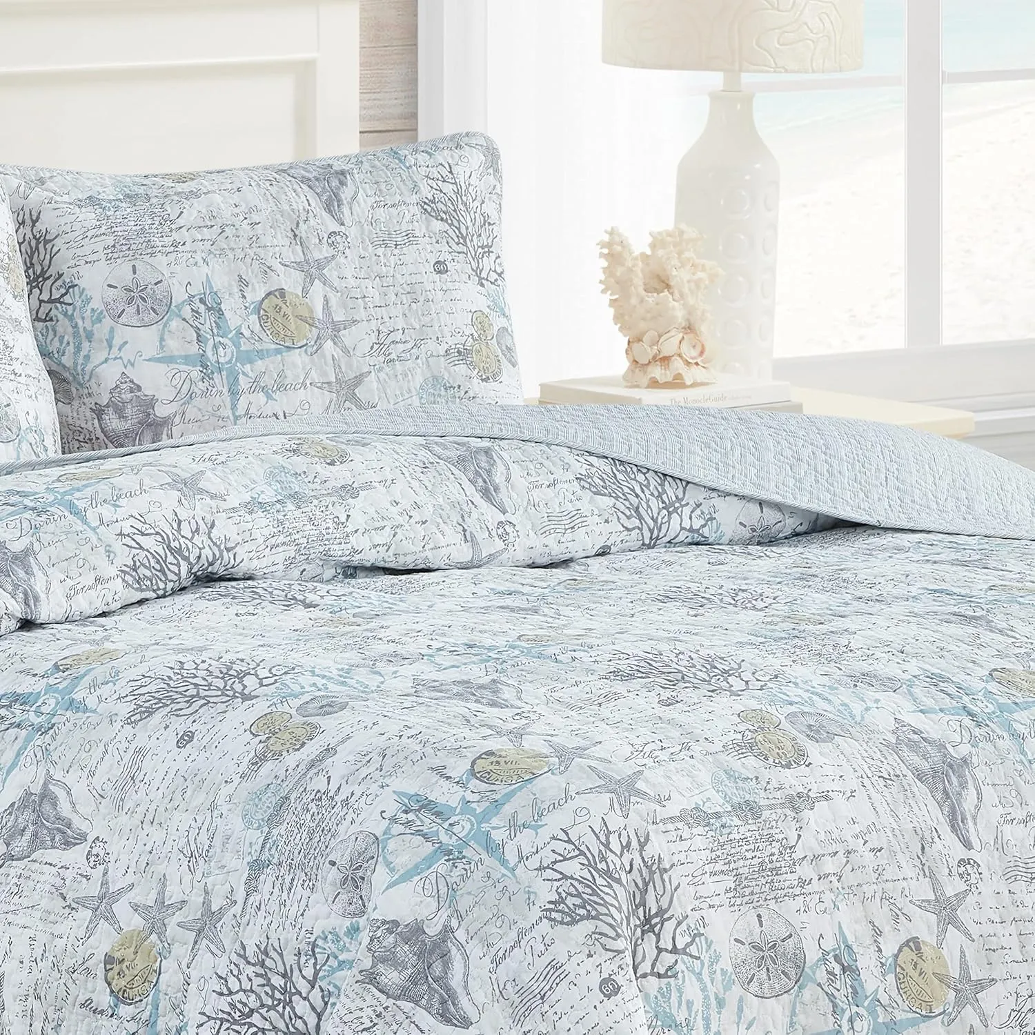 Tommy Bahama - Queen Quilt Set, Reversible Cotton Bedding with Matching Shams, Beach Bedding Set for All Seasons (Beach Bliss Grey, Queen)