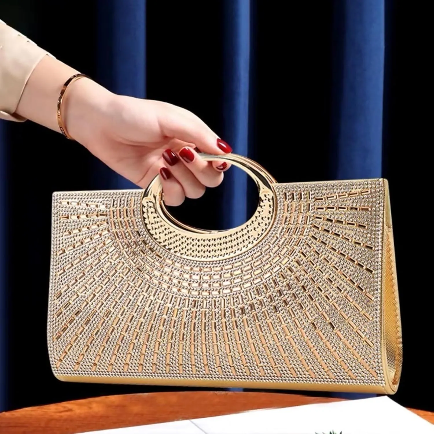 Women's Elegant Crystal Evening Handbag Glitter Top Handle Evening Purse Clutch Wedding Shoulder Bag Small Square Bag